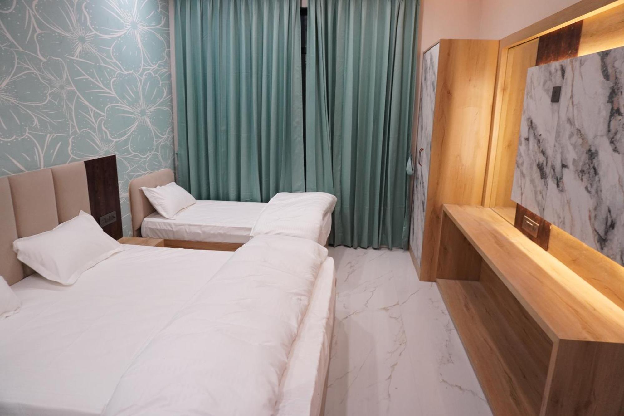 Hotel Heera Palace Khatu Екстер'єр фото