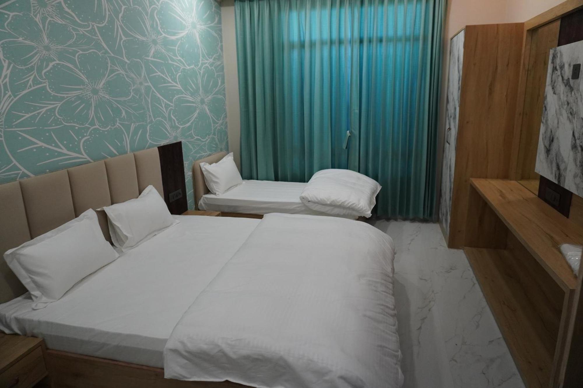 Hotel Heera Palace Khatu Екстер'єр фото