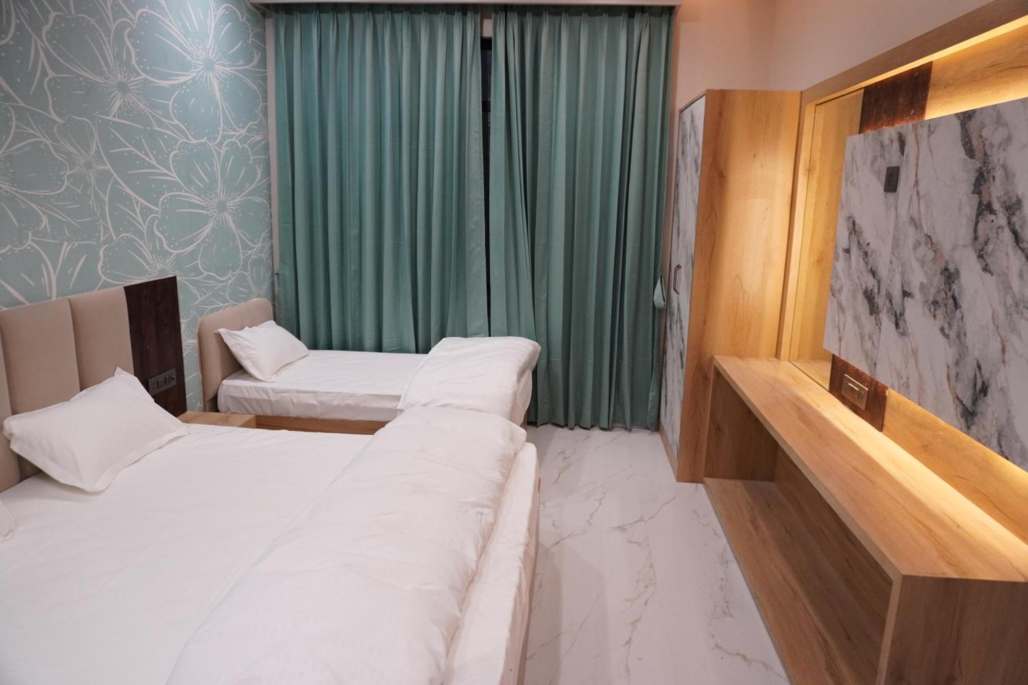 Hotel Heera Palace Khatu Екстер'єр фото