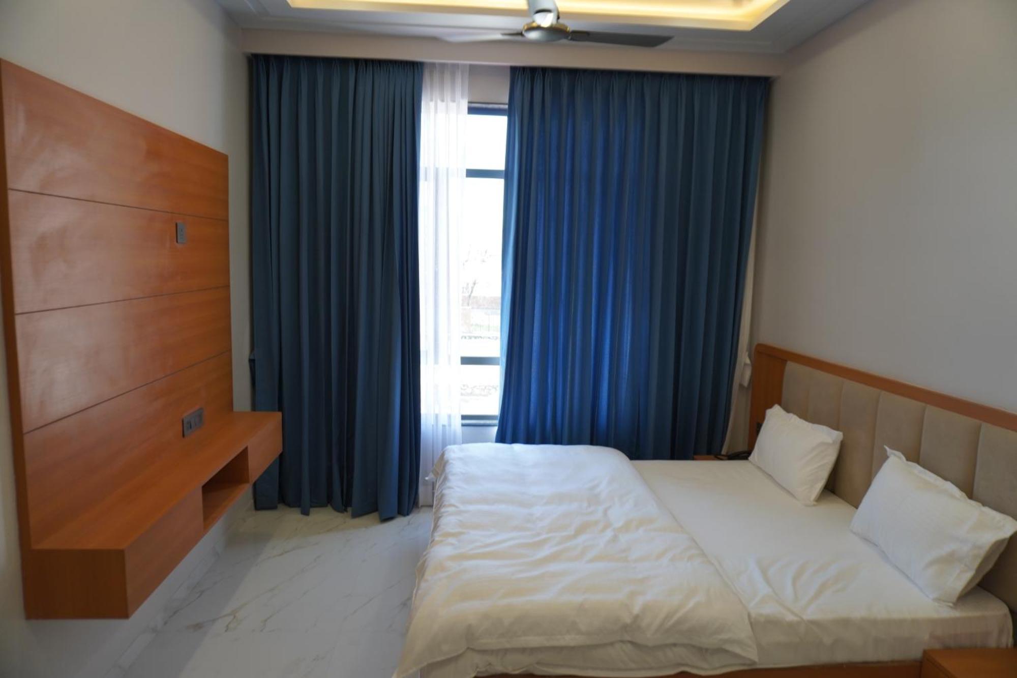 Hotel Heera Palace Khatu Екстер'єр фото