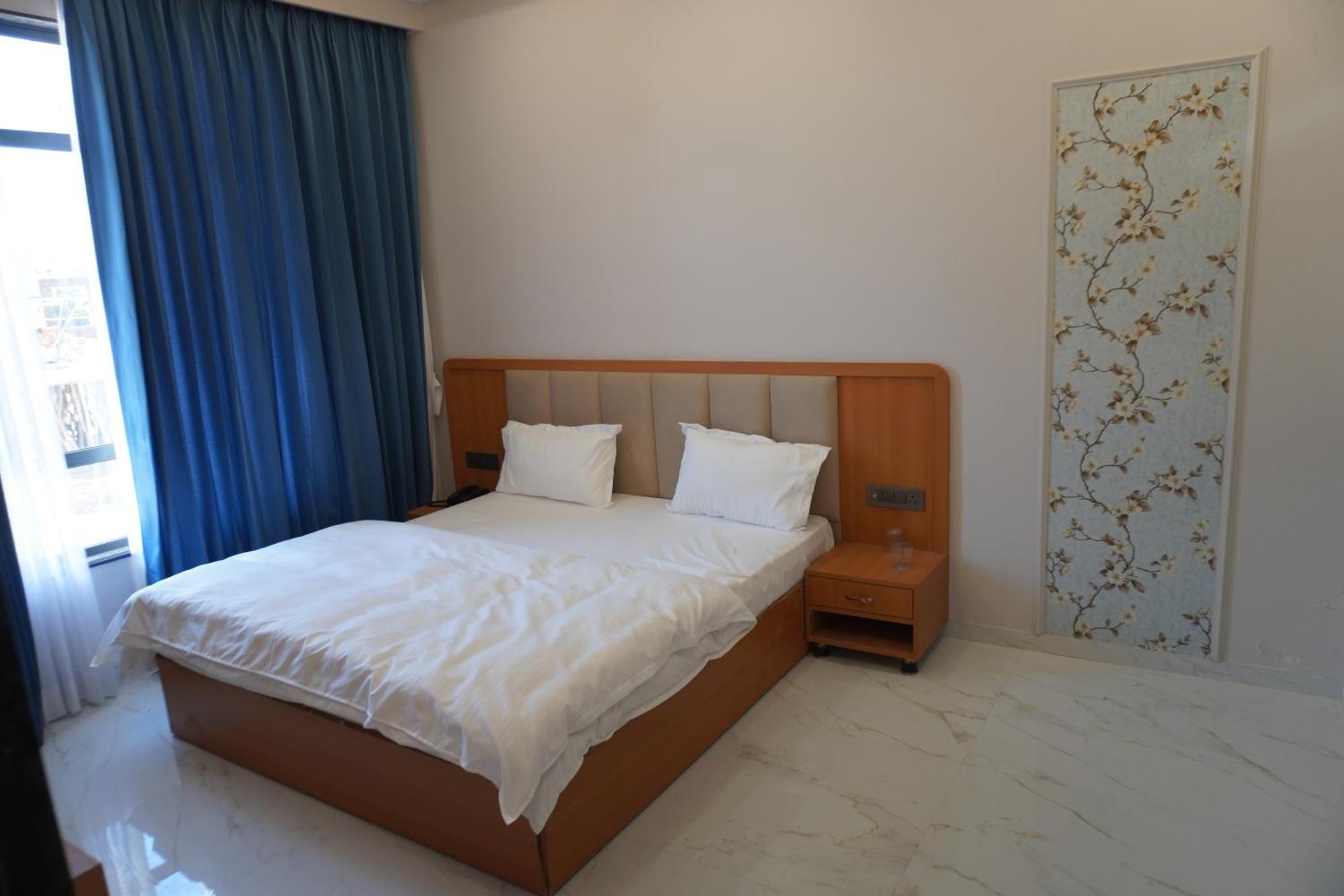 Hotel Heera Palace Khatu Екстер'єр фото
